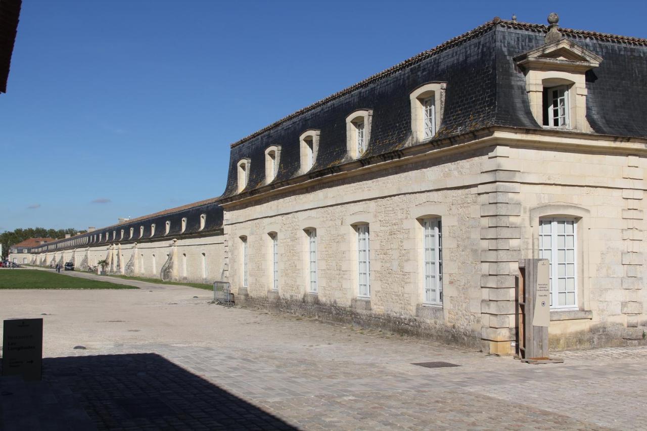 Вилла Les Demoiselles De Rochefort Экстерьер фото