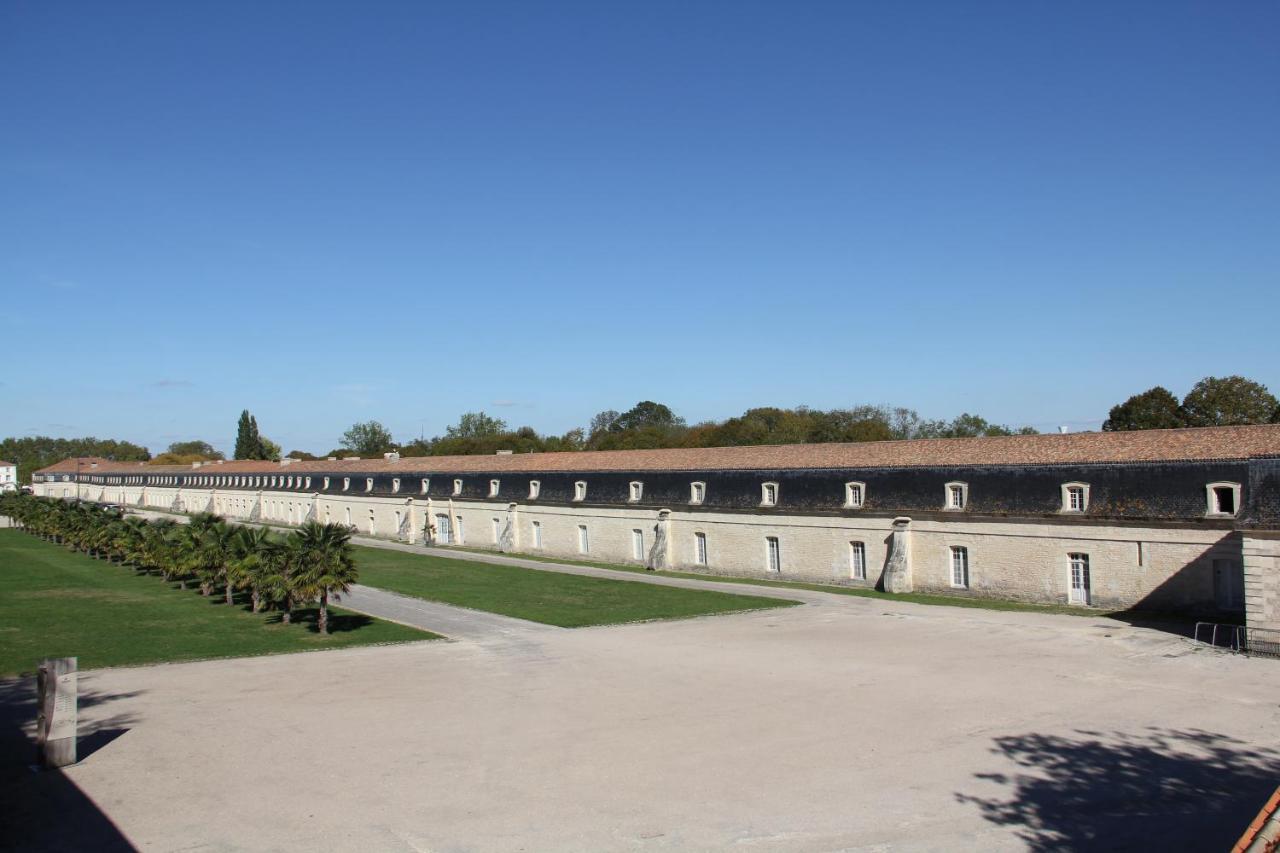 Вилла Les Demoiselles De Rochefort Экстерьер фото